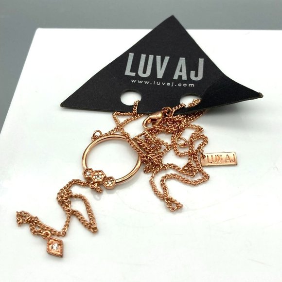 LUV AJ Full Bloom Lariat Necklace NWT - Picture 2 of 3